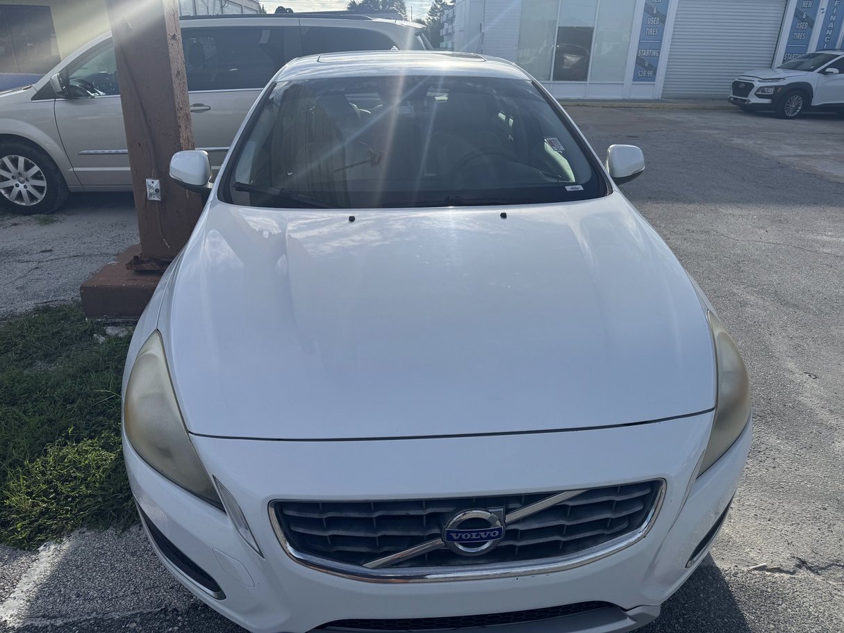 2012 VOLVO S60