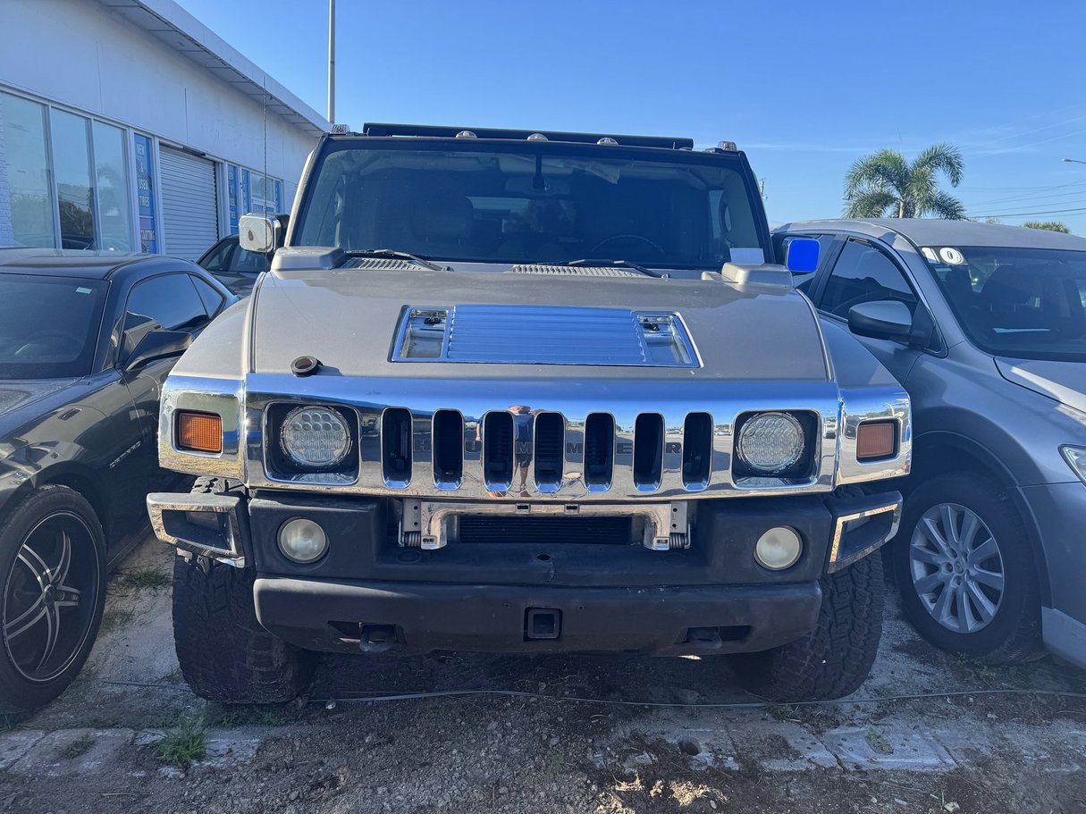 HUMMER H2